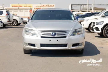  3 لكزس LS460Li موديل 2012 لون فضي بحالةممتازة فل اوبشن