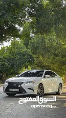  3 Lexus ES300 hybrid 2016