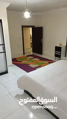  20 شقق مفروشه للايجار اليومي ومزارع واكواخ  ومسابح مع اجمل الاطلالات خصوصيه كامله