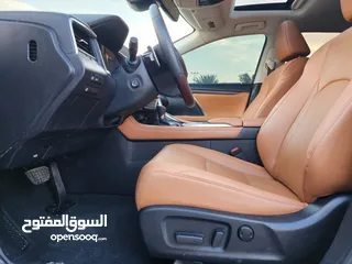  15 Lexus RX 350 model 2022