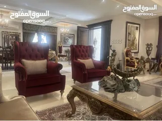  8 دابوق فيلا 730م فخمه جدا جدا موقع راقي قرب القصور الملكيه بسعر مغري جدا