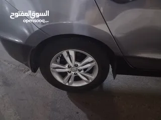  2 هونداي توكسن نظيف جدا