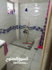  4 شقة للبيع  حي الحسين