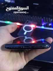  8 iPhone X  64GB  رمادي مش مغير اشي التلفون نظيف للبيع او للبدل على شاشة Pc
