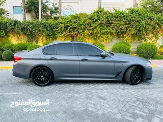  6 BMW 530i model 2018 gulf full service under warranty