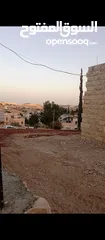  8 للبيع ارض 800 متر في الشواورة مع منزل صغير