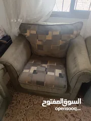  3 طقم كنب مستعمل للبيع بحاله جيده