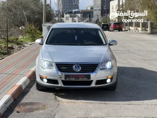  4 باسات ماتور 2000 السيارة فل و فحص نضيف  اتوماتك