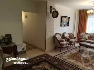  2 ‏شقة في أجمل مناطق الهاشمي مقابل مركز زين الشرف