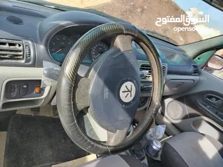  3 رينو 2004 اقرأ الوصف