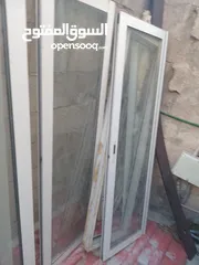  2 شبابيك المنيوم ثقال ممتاز بحاله جيده مستعمالات