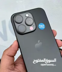  2 عرض خاص : iPhone 15 pro 256gb الهاتف بحالة الوكالة بدون اي شموخ أو مشاكل يجيك مع الضمان و الملحقات