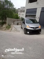  2 Nossan nv200 2017