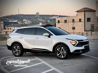  4 كايا سبورتاج  2022 فل الفل فتحة سقف  2x4 ///240Hp بنزين + كهرباء  ( Haybrid) 1600cc