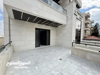  7 شقة بتشطيبات مميزه طابق ارضي مساحة 240م باجمل منطاق خلدا (مشروع 107)