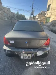  4 كيا سبكترا 2000