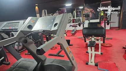  23 نادي رياضة كامل لياقة بدنيه