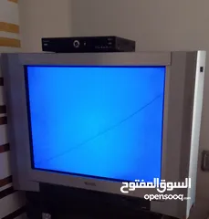  1 تلفزيون توشيبا العربي حجم كبير جدا ممتاز لا يوجد به اى عيوب شاشته أفضل من الموديلات. الحديثة