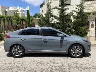  6 Hyundai Ioniq 2021