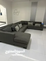  1 كراسي ل صالة المعيشه بشكل U shape