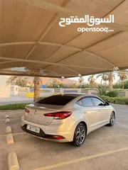  8 هيونداي أفانتيAD 2019 —الشكل الجديد (وارد كوريا)