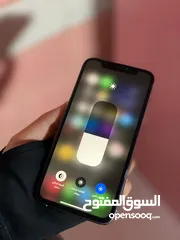  7 أيفون Xs  للبيع  256 بطارية 100 مغيره من هارمونكس  ملاحظات: الباك مكسور اخصم ثمنه من السعر 100