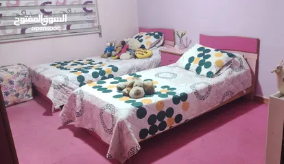  4 غرفة نوم بنات لاتية