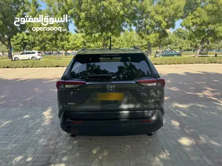  5 Rav 4 xle premium 2019 بحالة ممتازه جدا  وارد بحادث جانبي بسيط و ممشى قليل بيع بسبب السفر