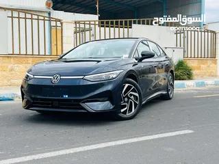  1 عرض حصري و مغري على اخر سيارتين  Volksvagen id7 2023 pro zero