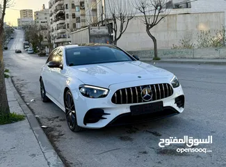  1 Mercedes E220