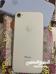  1 i phone 8 بحالة ممتازة