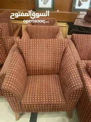  8 كراسي الكرسي ب 25 درهم   Chairs for 25 dirhams