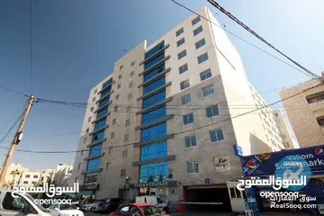  7 مكتب استثماري مميز للبيع  مؤجر موقع حيوي   بسعر مغري