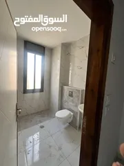  20 شقق للإيجار