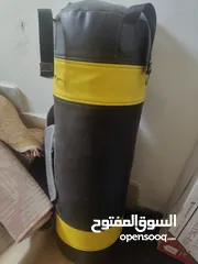  1 كيس ملاكمه