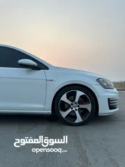  7 Volkswagen Golf MK7 GTI 2014 (FULL OPTION)