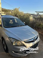 1 موجود Hyundai i30 متور1.6 للبيع متور قير مية المية بلكرتونة