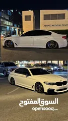  28 BMW 530e 2018