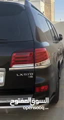  4 لكزس LX570 سبورت خليجي موديل 2015