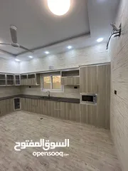  11 فله راقية جدا للبيع العامرات المحج الأولى بتصميم حديث ومطور فرصة للشراء