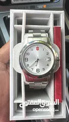  7 VICTORINOX SWISS ARMY