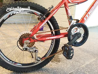  6 دراجه هوائيه للبيع نوع بريطاني جنط 24 شوف الوصف(قابل للتفاوض)