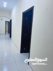  6 شقه نظيفه للايجار ف العذيبه (عوائل او موظفات)  Flat for rent in Azaiba ( families or ladies),