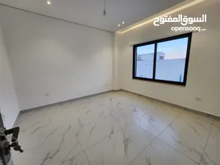  16 شقة شبه ارضي للبيع في حجار النوابلسة - 14254