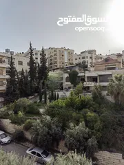  1 فيلا للبيع بمساحه حديقه كبيره و البيع بسعر الأرض