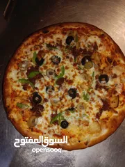  7 معلم بيتزا وفطير ومشلتت مصري وخبز عربي وتركي