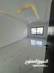  5 شقة للبيع في ضاحية الياسمين بجانب دوار قرقش و منطقه حي الصحابه تشطيب مميز