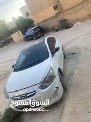  3 هونداي اكسنت 2012