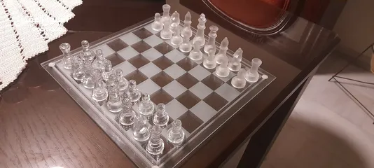  4 Glass Chess & Checkers  شطرنج و تشيكرز زجاجي