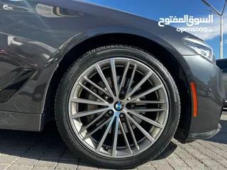  10 بي ام دبليو الفئة الخامسة بلج ان هايبرد ام سبورت 2018 BMW 530e Plug-In Hybrid M Sport Package